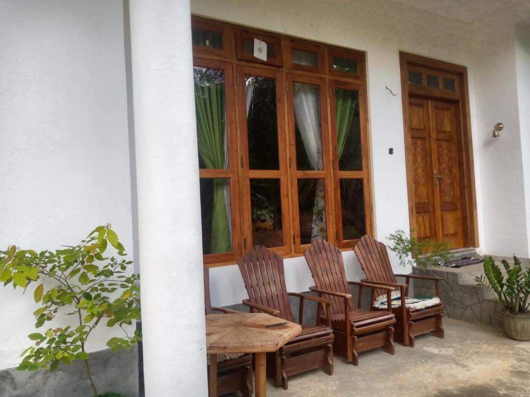 Alexandra Home For Foreign Tourists Only Gampola Luaran gambar
